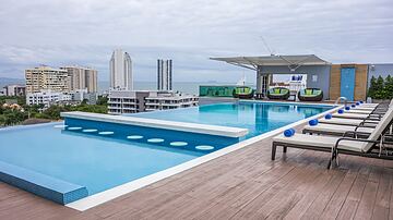 Rooftop pool