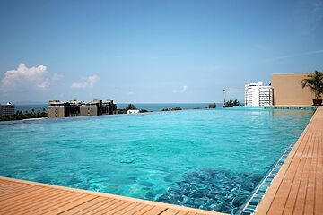 Rooftop pool