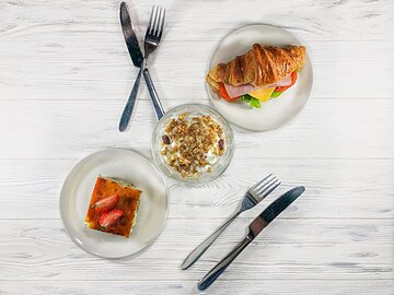 Breakfast area