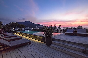 Rooftop pool