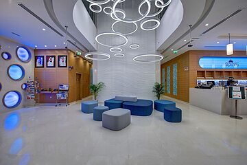 Lobby lounge