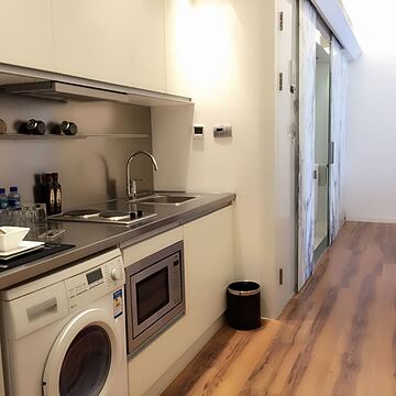 Private kitchenette