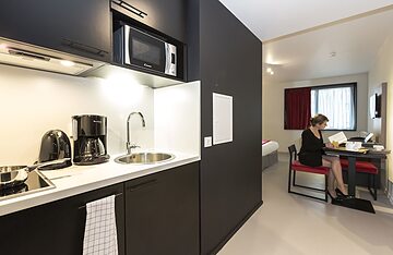 Private kitchenette