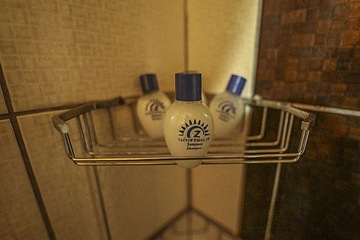 Bathroom amenities