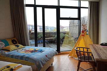 Children's theme room