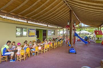 Children's play area - outdoor