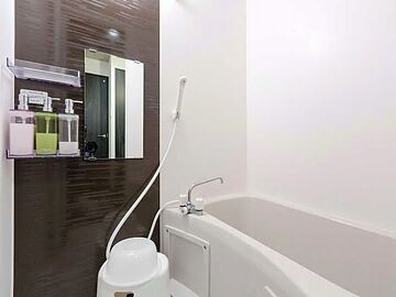 Deep Soaking Bathtub