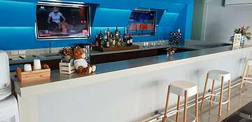 Sports bar